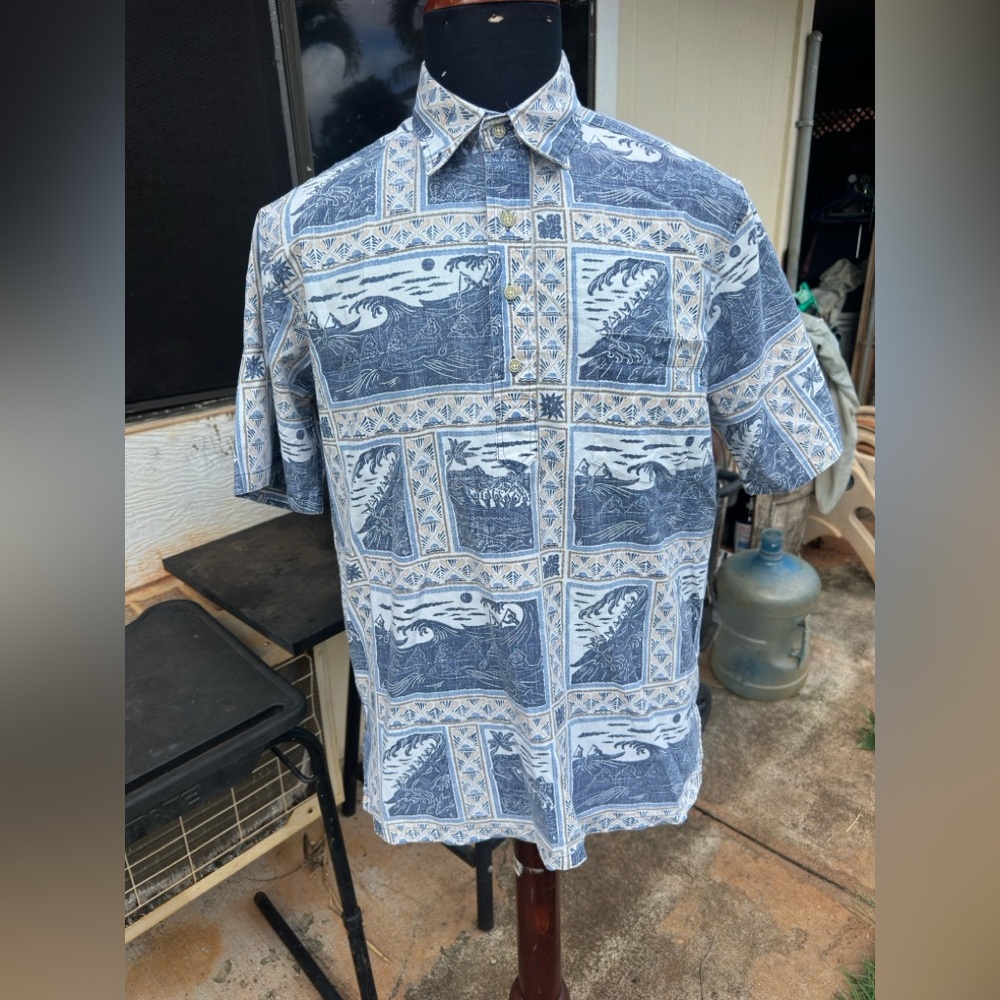 PreOwned Reyn Spooner Classic Fit Brown 3/4 Button Blue Men's Medium